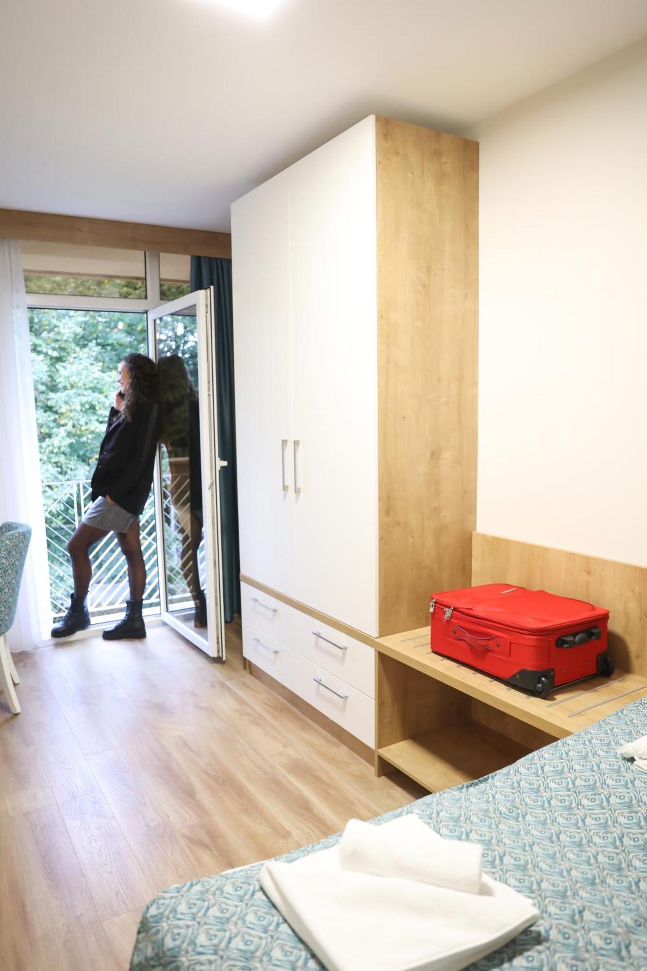 Grand Park Rooms & Apartments Čačak Екстериор снимка