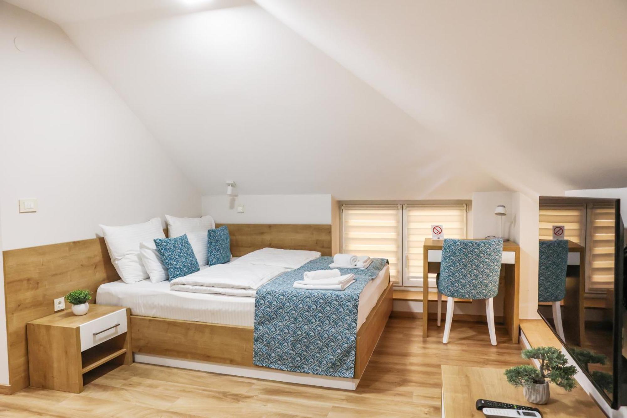 Grand Park Rooms & Apartments Čačak Екстериор снимка