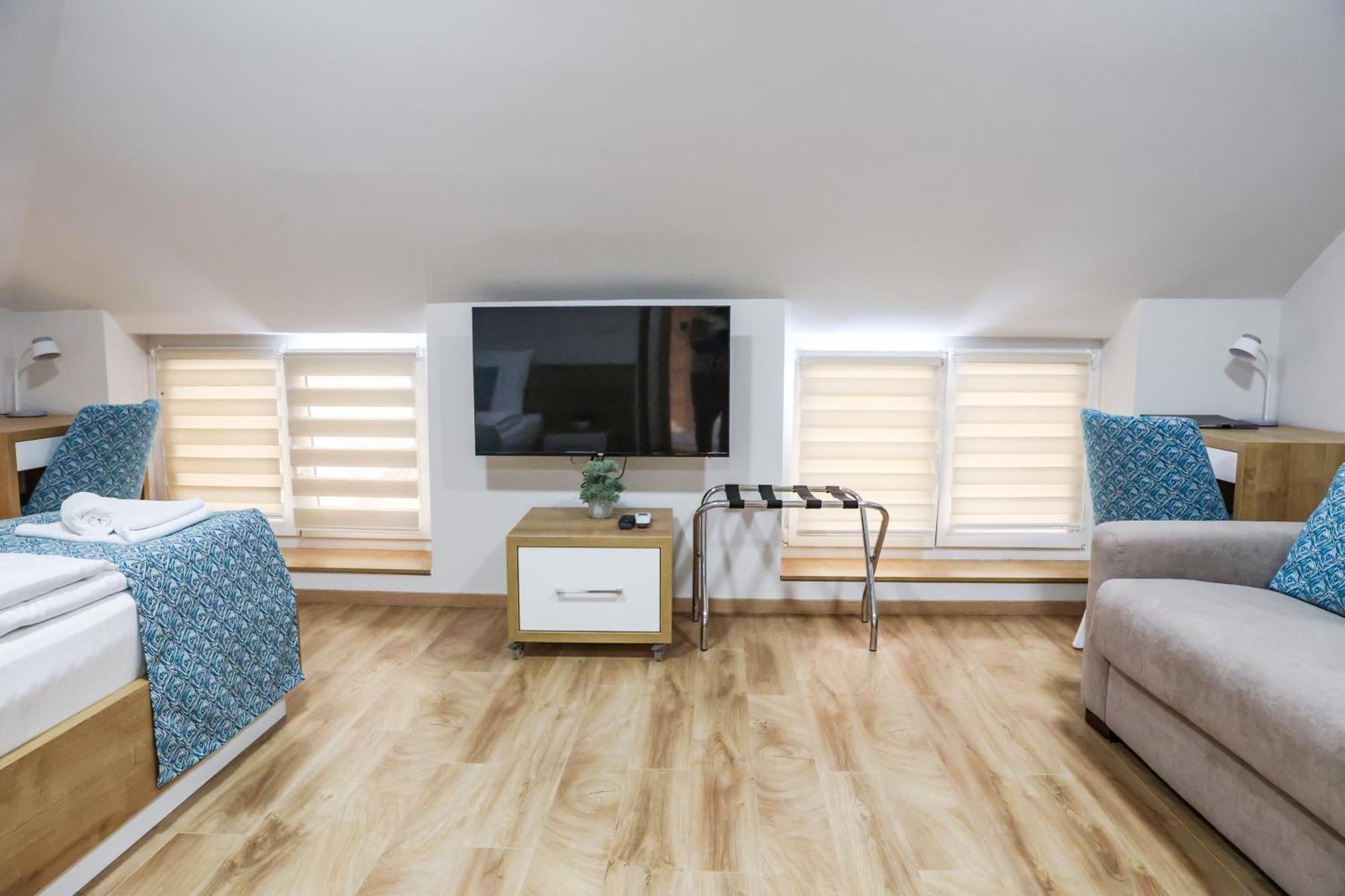 Grand Park Rooms & Apartments Čačak Екстериор снимка