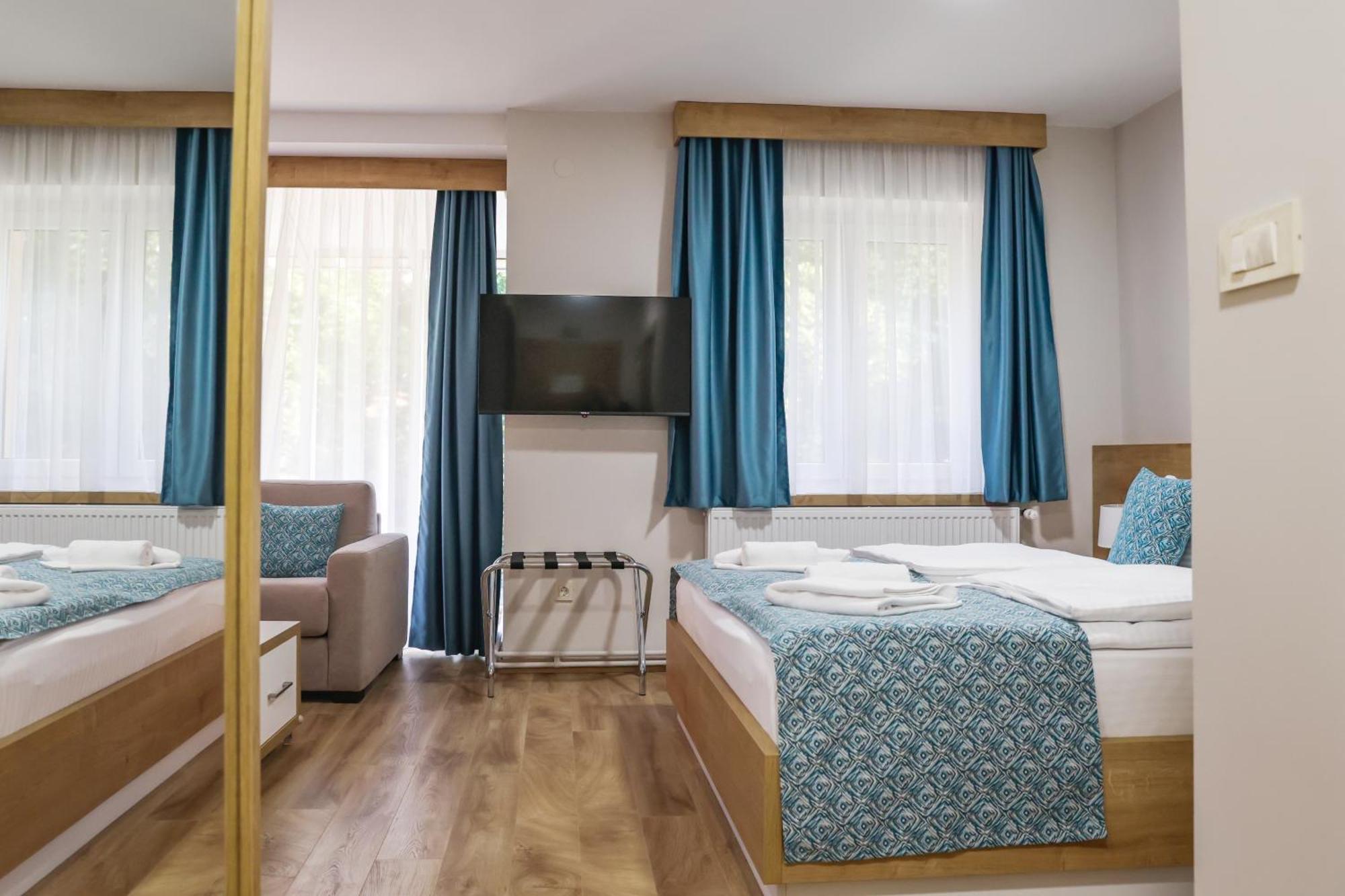 Grand Park Rooms & Apartments Čačak Екстериор снимка