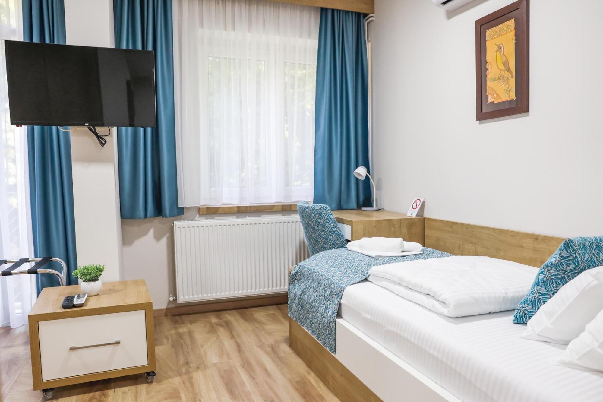 Grand Park Rooms & Apartments Čačak Екстериор снимка